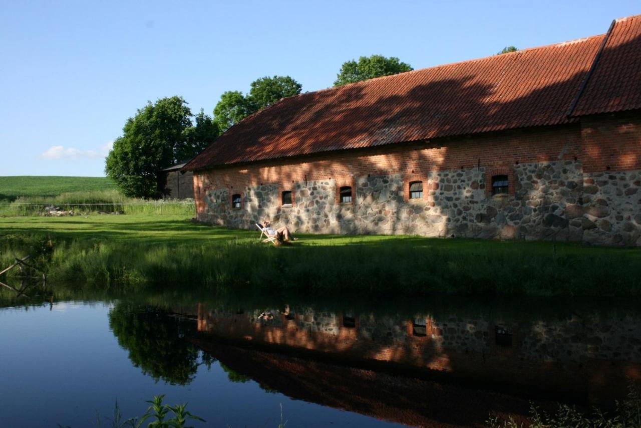 Folwark Mazurskie Legendy - Azyl Dla Doroslych Kruklanki Exterior foto